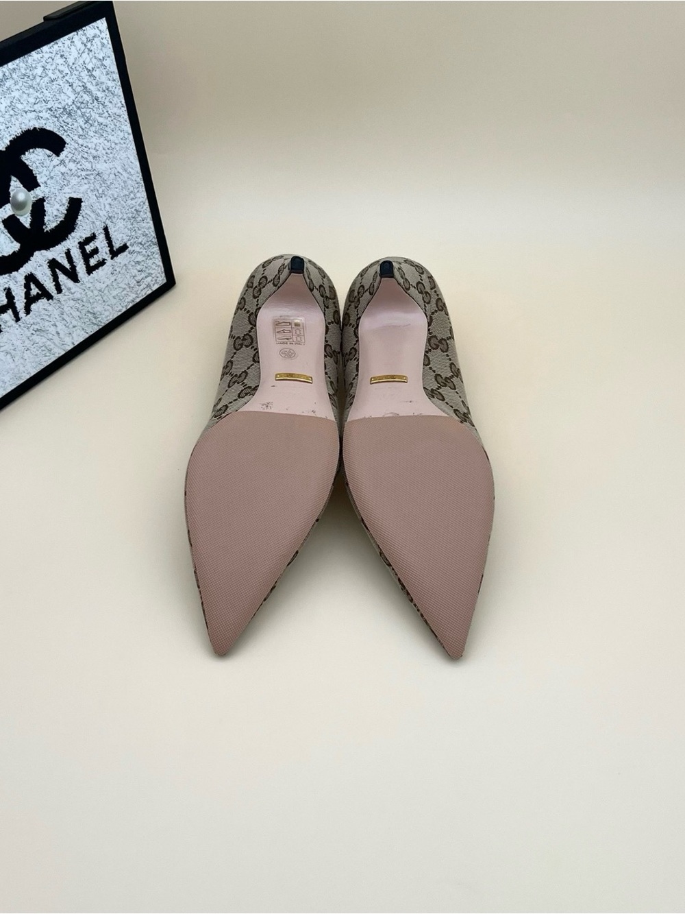 Gucci Beige GG Monogram Pointed Toe Low Kitten Heel Pumps with Gold Accents - Picture 5 of 6